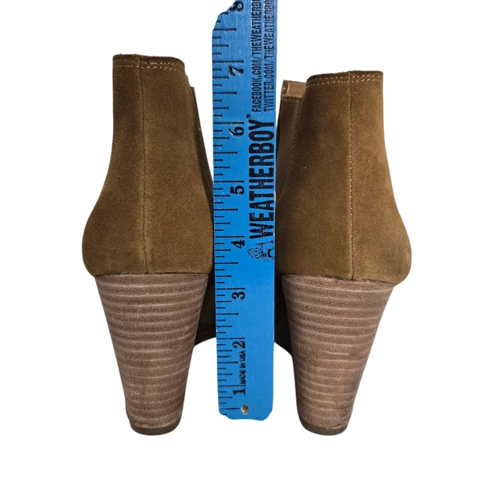 Lucky Brand Sz 10 Yamka Leather‎ Pull-on Almond-toe Chelsea Ankle Bootie